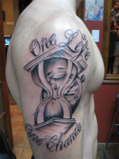 meaningful hourglass tattoos for females|Hourglass Tattoos: Meanings, Tattoo Designs & Ideas